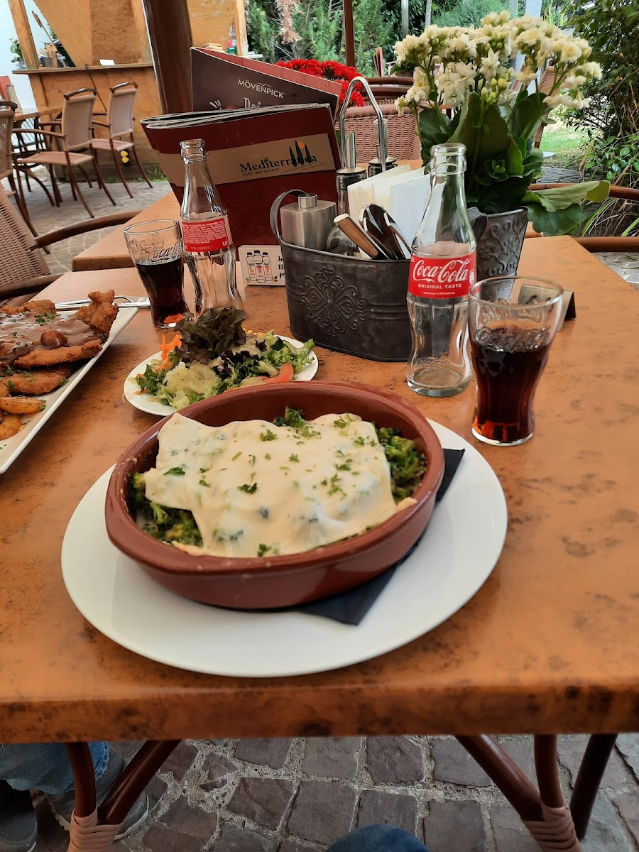 Restaurant Cafe Mediterranea-9